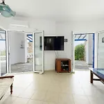 וילה Semeli Paros
