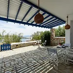 וילה Semeli Paros *