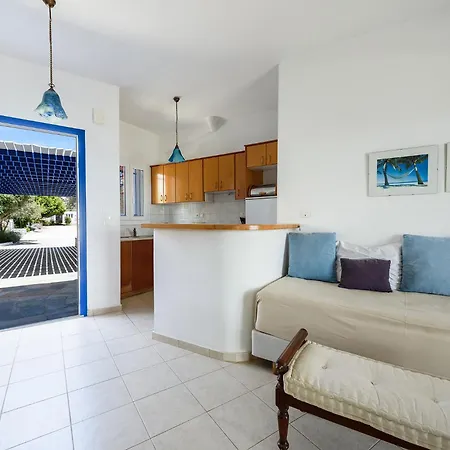 Semeli Paros Дриос