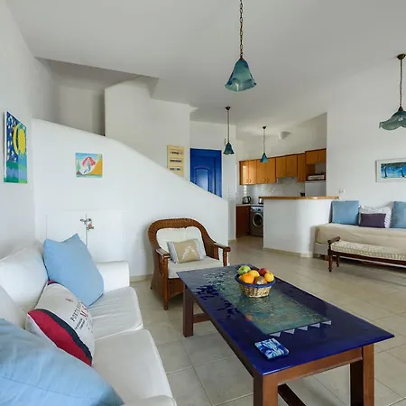 Semeli Paros Дриос