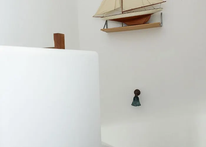 Semeli Paros Δρυός